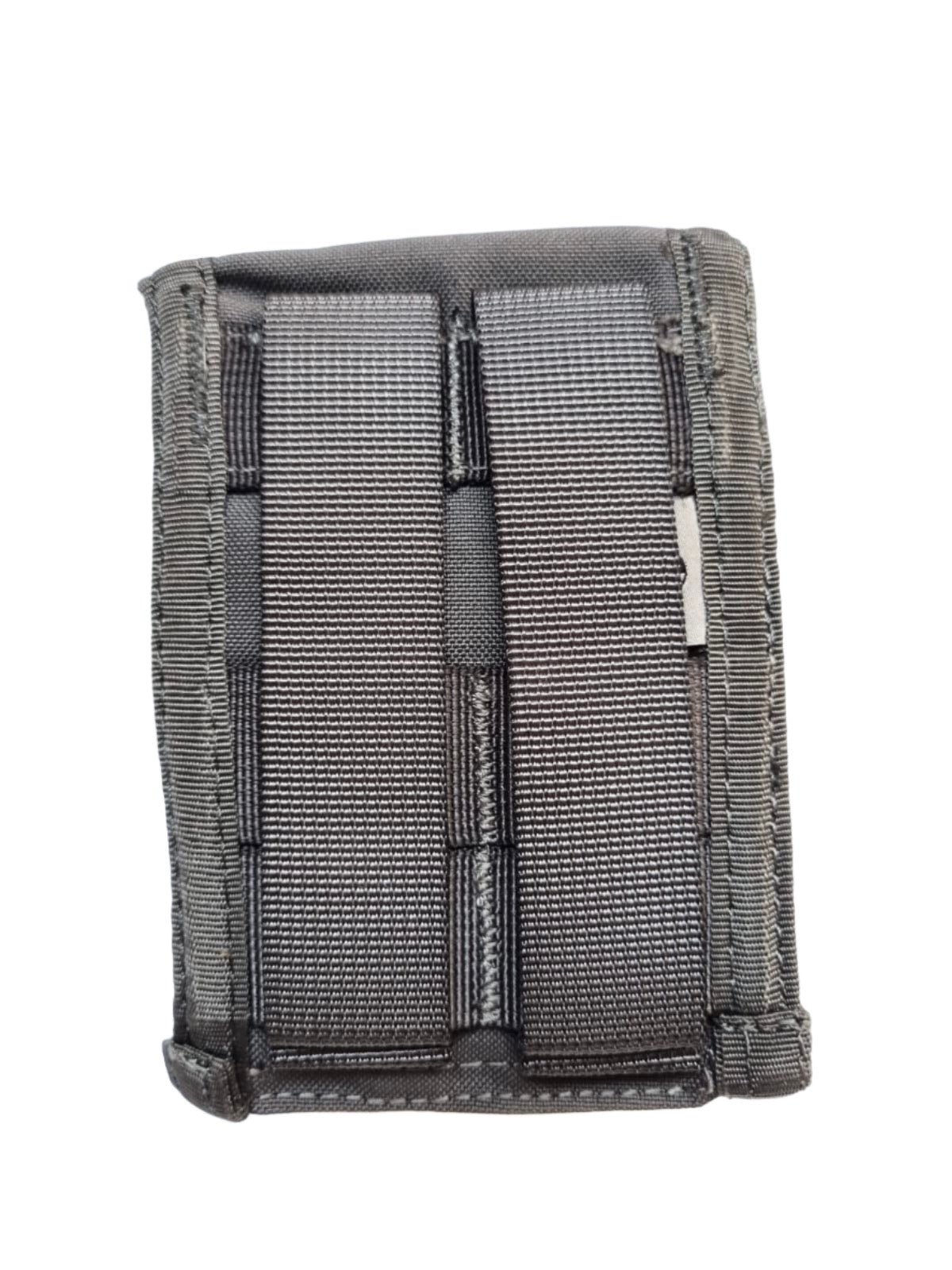 SHE-1035 Smoke Grenade Pouch GREY BACKSIDE